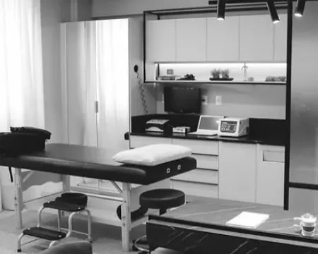 Sala de atendimento da Clínica Rumo Fisioterapia, dentro da Clínica Hamoni