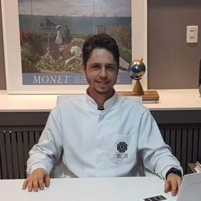 Retrato de Tiago Maximovitz
